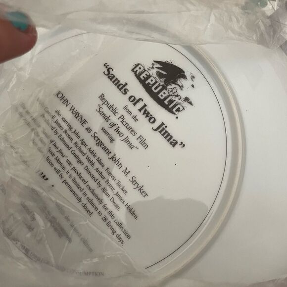 John Wayne Collectors Plate sands Of IWO Jima numbered Republic Pictures Film - Picture 5 of 7